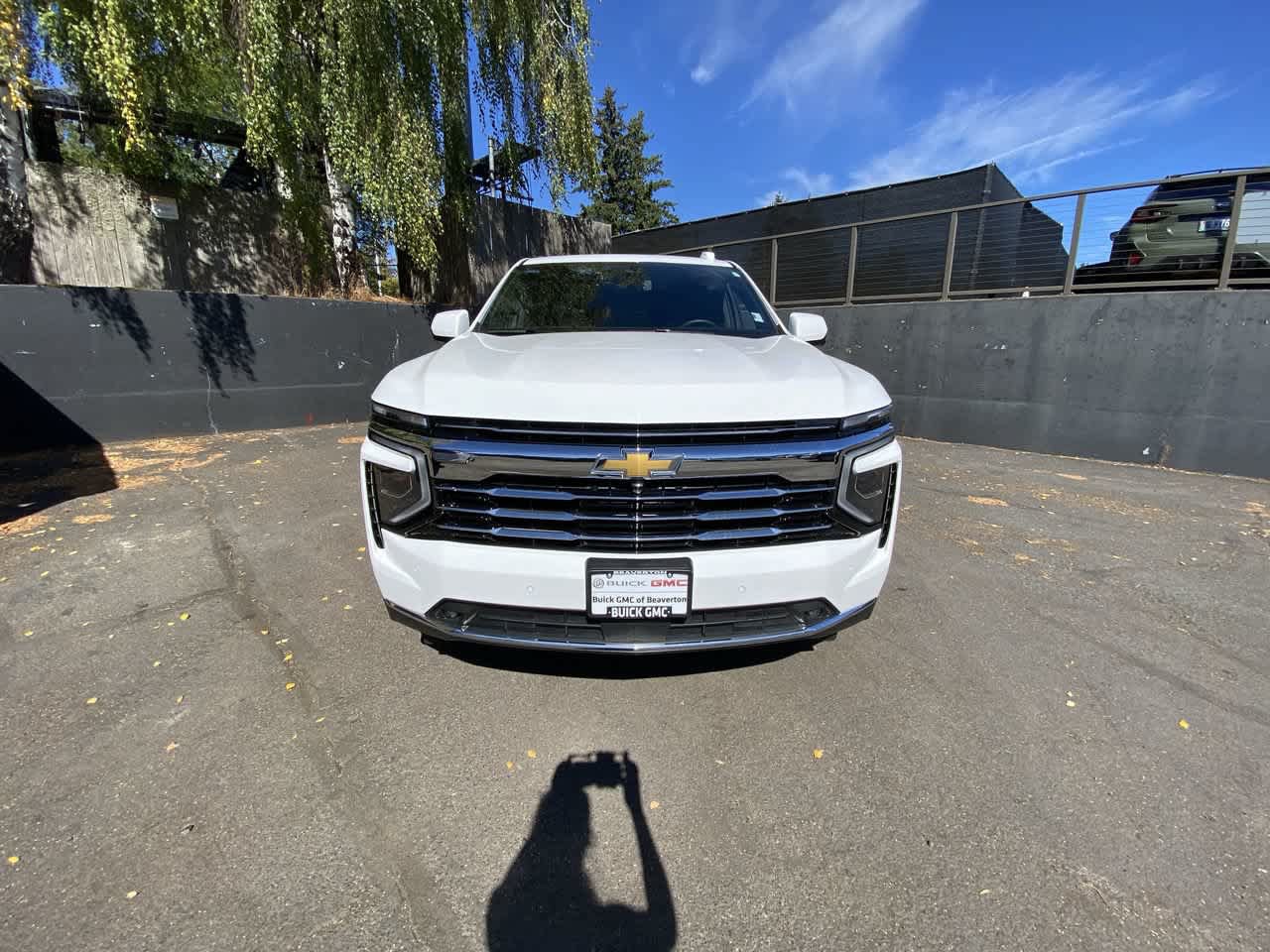 Used 2026 Chevrolet Suburban LT w/ Comfort Package AWD/4WD image 9