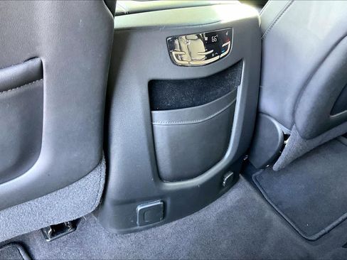 Used 2020 Cadillac Escalade Luxury image 33