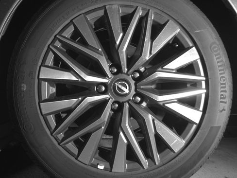 Used 2025 Nissan Altima 2.5 SV image 13