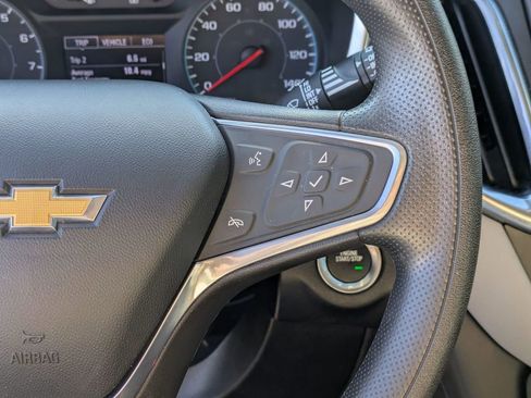 Used 2022 Chevrolet Equinox LS image 20