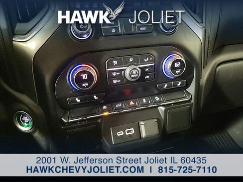 Used 2021 Chevrolet Silverado 1500 RST image 17