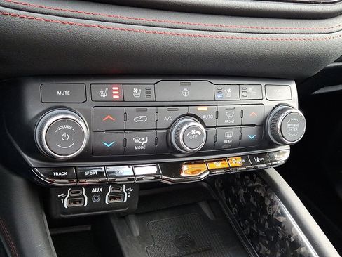 Certified 2024 Dodge Durango R/T image 16