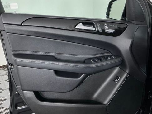 Used 2019 Mercedes-Benz GLS 450 4MATIC image 12