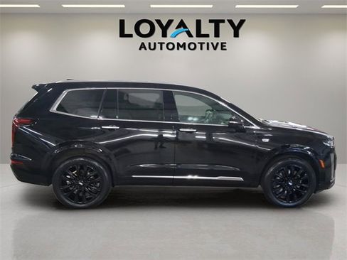 Used 2022 Cadillac XT6 Luxury image 6