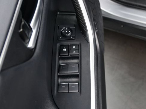 Used 2023 Toyota RAV4 XSE w/ XSE Grade Weather Package AWD/4WD image 10