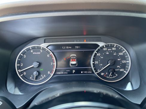 Used 2023 Nissan Rogue SV image 22