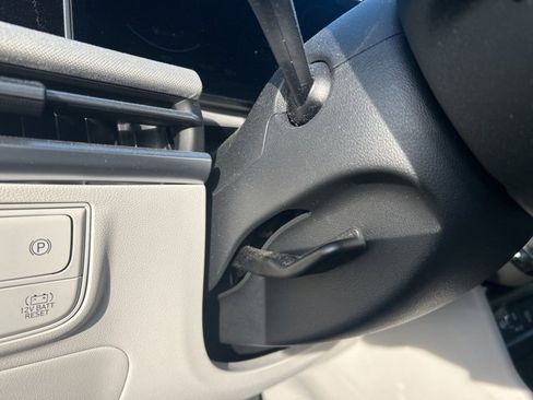 Used 2025 Hyundai Tucson Limited image 19