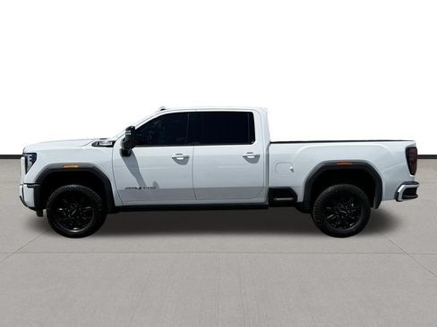 Used 2024 GMC Sierra 2500 AT4 w/ AT4 Premium Plus Package AWD/4WD image 8