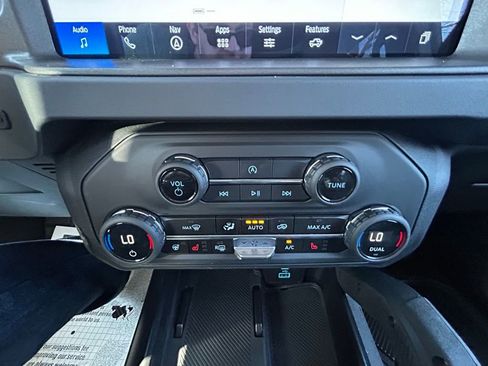 Used 2025 Ford Bronco Badlands AWD/4WD image 18