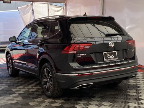 Used 2018 Volkswagen Tiguan SEL image 4