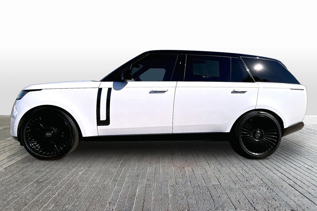 Used 2024 Land Rover Range Rover Long Wheelbase Autobiography AWD/4WD image 4