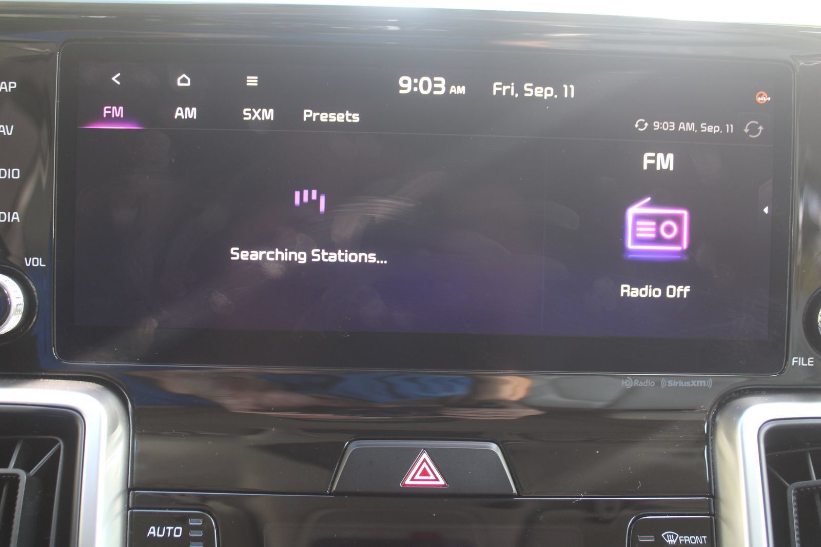 Certified 2023 Kia Sorento S w/ Panoramic Sunroof Package FWD image 47