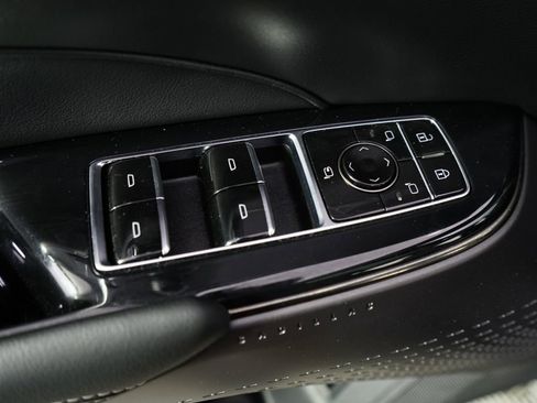 Used 2024 Cadillac Lyriq Luxury w/ LPO, Floor Liner Package AWD/4WD image 23