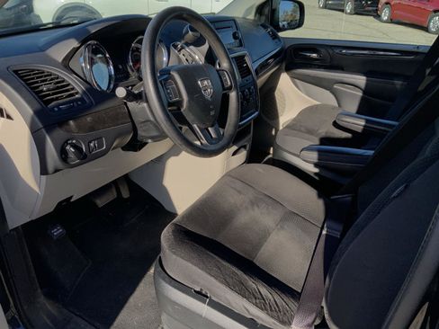 Used 2017 Dodge Grand Caravan SE w/ Power Window Group image 23