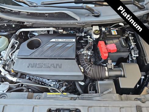 Used 2024 Nissan Rogue Platinum FWD image 13