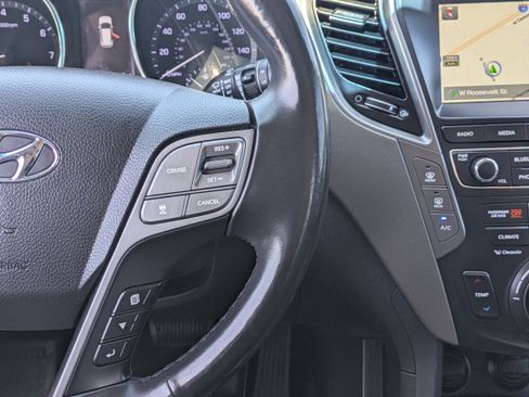 Used 2018 Hyundai Santa Fe Limited FWD image 23