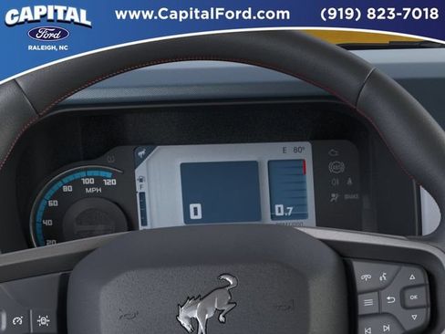 New 2025 Ford Bronco Heritage Edition AWD/4WD image 13
