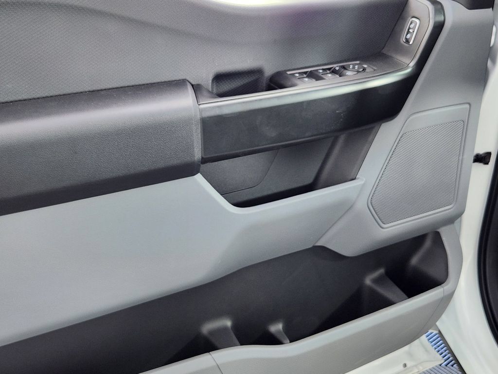 New 2026 Ford F150 XL AWD/4WD image 17