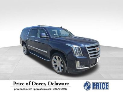 Used 2017 Cadillac Escalade ESV Luxury