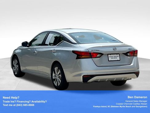 Used 2024 Nissan Altima 2.5 S FWD image 12