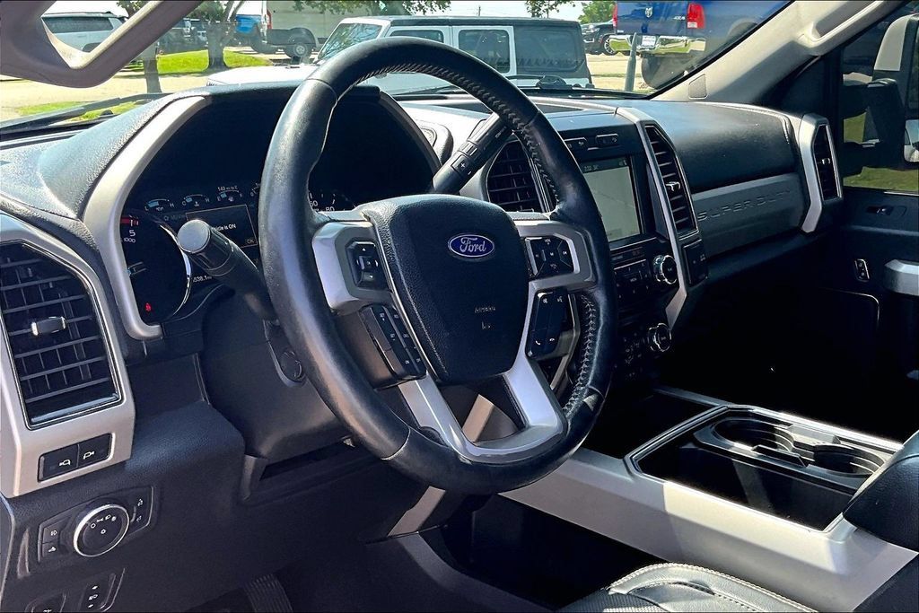Used 2018 Ford F350 Lariat w/ Lariat Ultimate Package AWD/4WD image 10