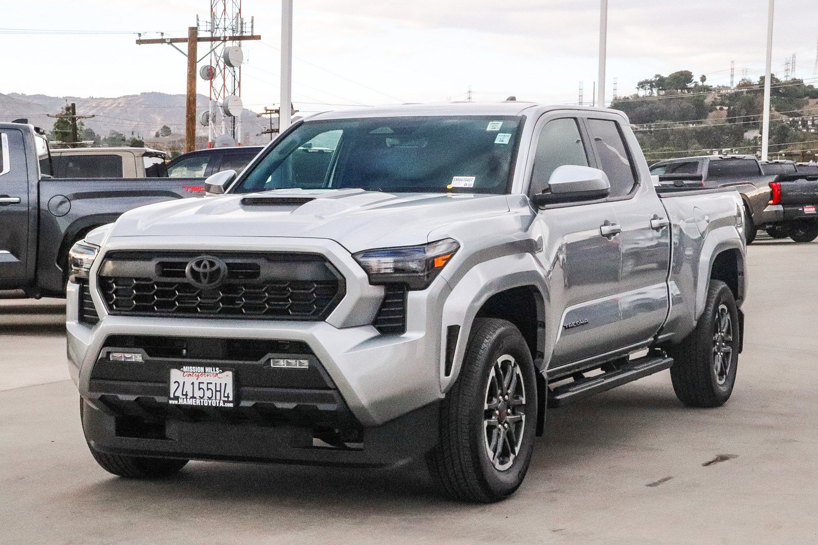 Certified 2025 Toyota Tacoma TRD Sport RWD image 3