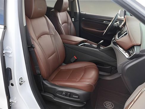 Used 2018 Buick Enclave Avenir w/ Avenir Technology Package image 21