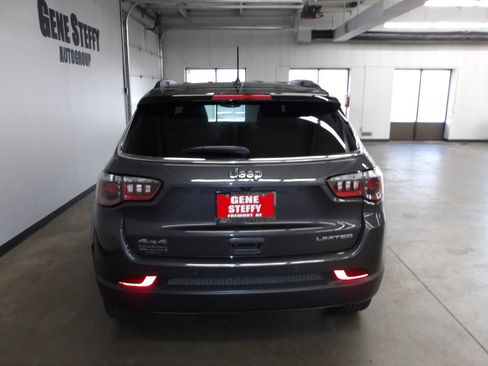 Used 2024 Jeep Compass Limited AWD/4WD image 7