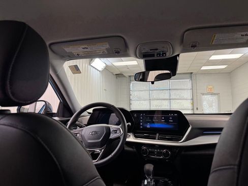 New 2026 Chevrolet Trax LT FWD image 21