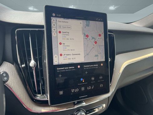 Certified 2026 Volvo XC60 B5 Core image 30