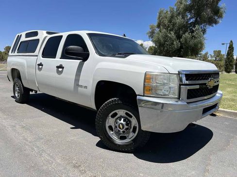 Used 2012 Chevrolet Silverado 2500 W/T AWD/4WD image 4