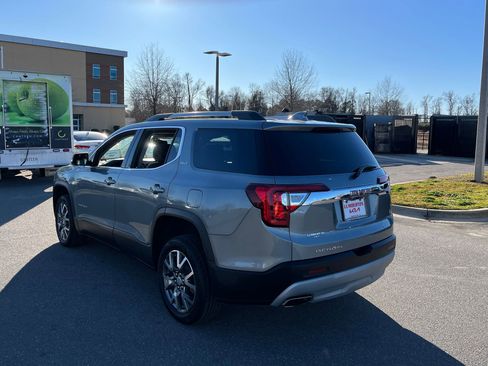 Used 2023 GMC Acadia SLT image 15