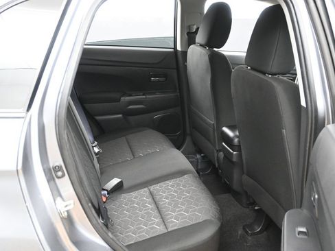 Used 2023 Mitsubishi Outlander Sport ES AWD/4WD image 21