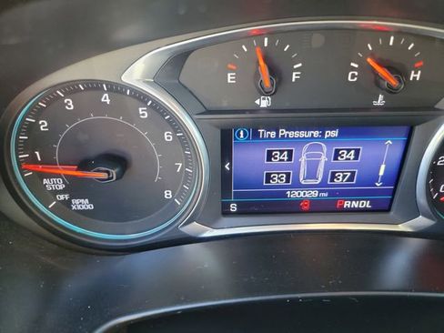 Used 2021 Chevrolet Equinox LT image 18