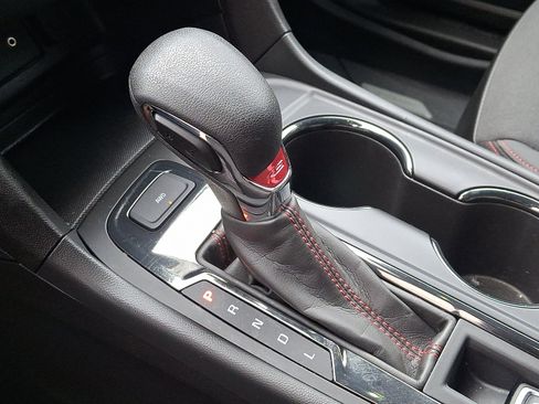 Used 2024 Chevrolet Equinox RS w/ LPO, Floor Liner Package image 16