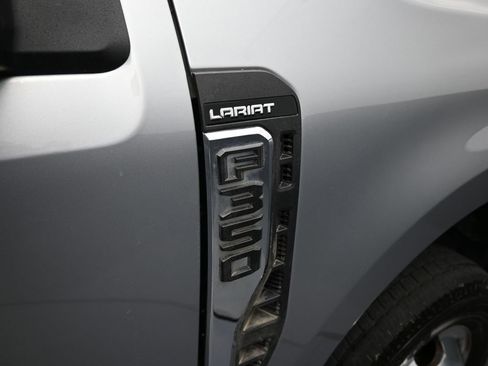 Used 2024 Ford F350 Lariat image 5