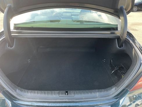 Used 2024 Genesis G70 2.5T image 31