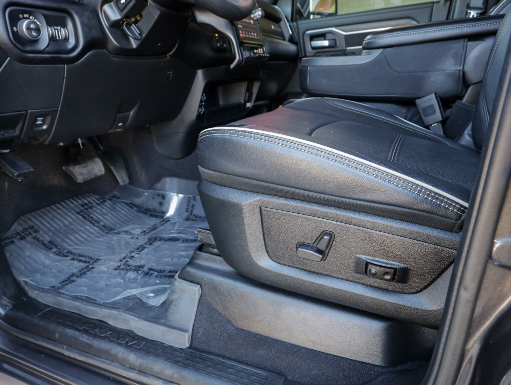 Used 2026 RAM 2500 Laramie AWD/4WD image 14