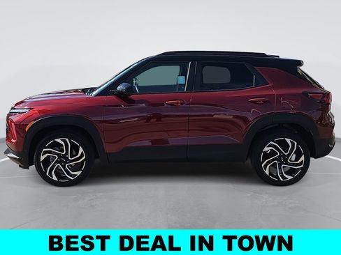 Used 2025 Chevrolet TrailBlazer RS w/ Driver Confidence Package image 6