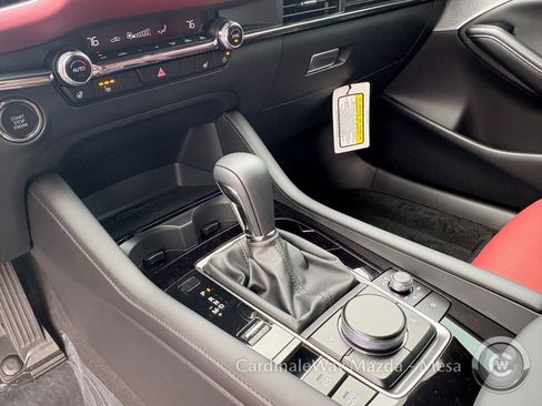 New 2026 MAZDA MAZDA3 Hatchback w/Premium Plus Pkg image 14
