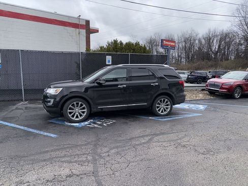 Used 2017 Ford Explorer Limited AWD/4WD image 11