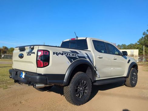 New 2025 Ford Ranger Raptor image 4