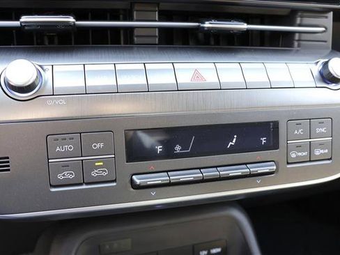 New 2026 Hyundai Kona SEL Sport AWD/4WD image 19