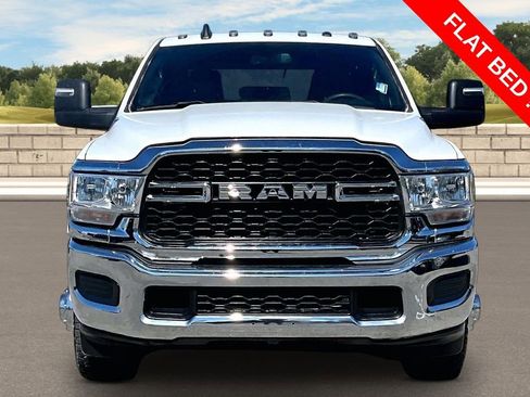 Used 2024 RAM 3500 Tradesman w/ Chrome Appearance Group AWD/4WD image 3