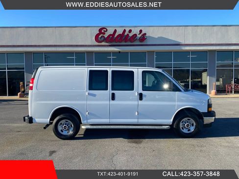 Used 2023 GMC Savana 2500 w/ Driver Convenience Package image 1