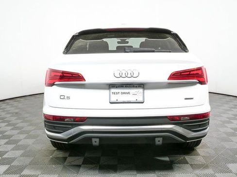 Used 2023 Audi Q5 2.0T Premium w/ Convenience Package AWD/4WD image 25