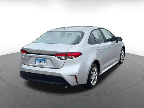 Used 2025 Toyota Corolla LE FWD image 15