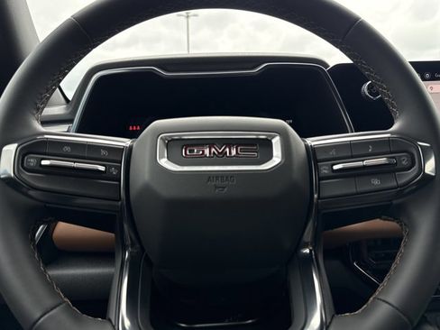 New 2026 GMC Canyon AT4 w/ Nightfall Essentials Package AWD/4WD image 20