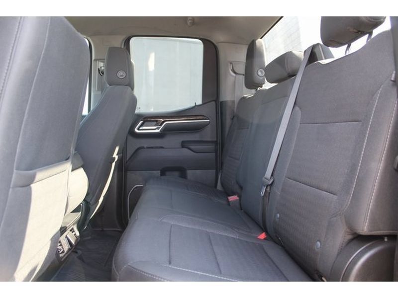 Used 2023 GMC Sierra 1500 Elevation AWD/4WD image 12