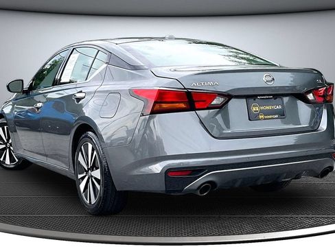 Used 2019 Nissan Altima 2.5 SL FWD image 4